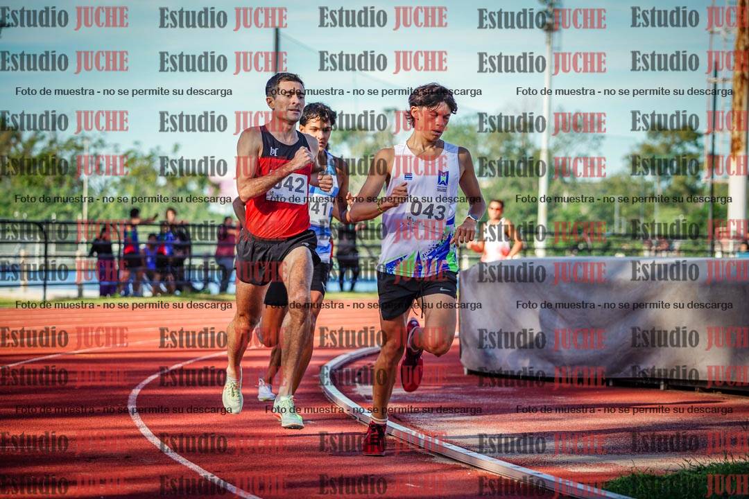 Fotos de los 1500 m llanos de varones
