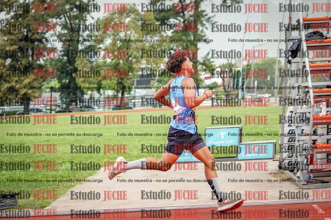 Fotos de los 2400 m de varones