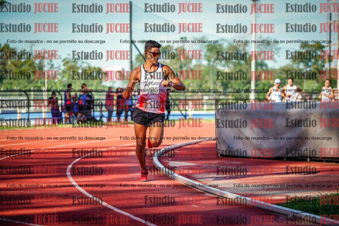 Fotos de los 1500 m llanos de varones