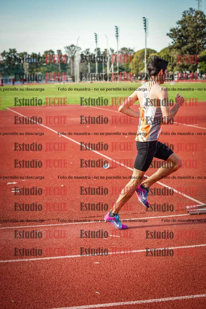 Fotos de los 3000 m llanos de varones
