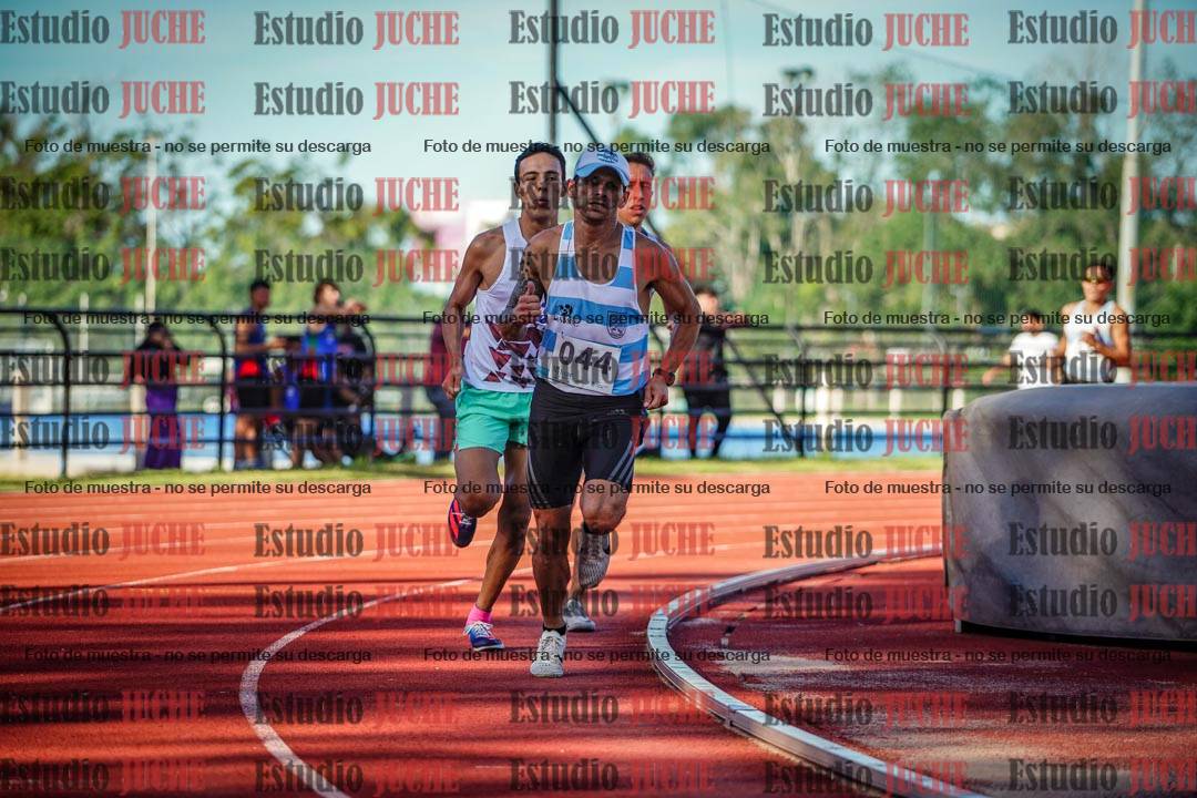 Fotos de los 1500 m llanos de varones