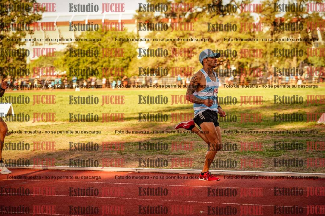 Fotos de los 3000 m llanos de varones
