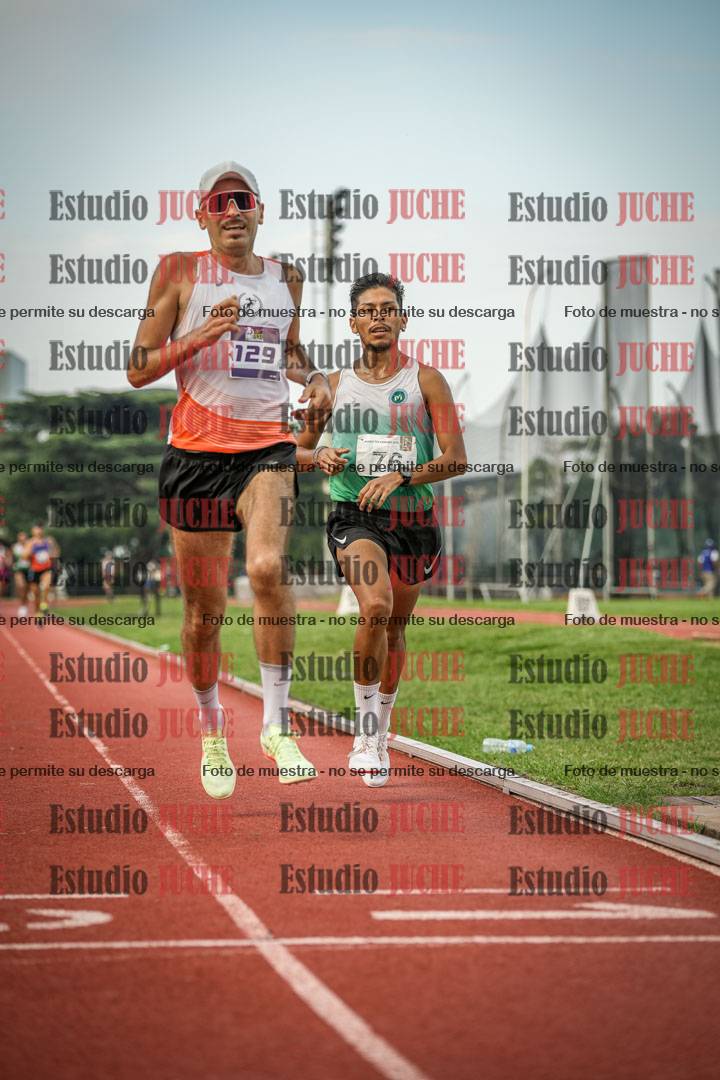Fotos de los 3000 m llanos de varones