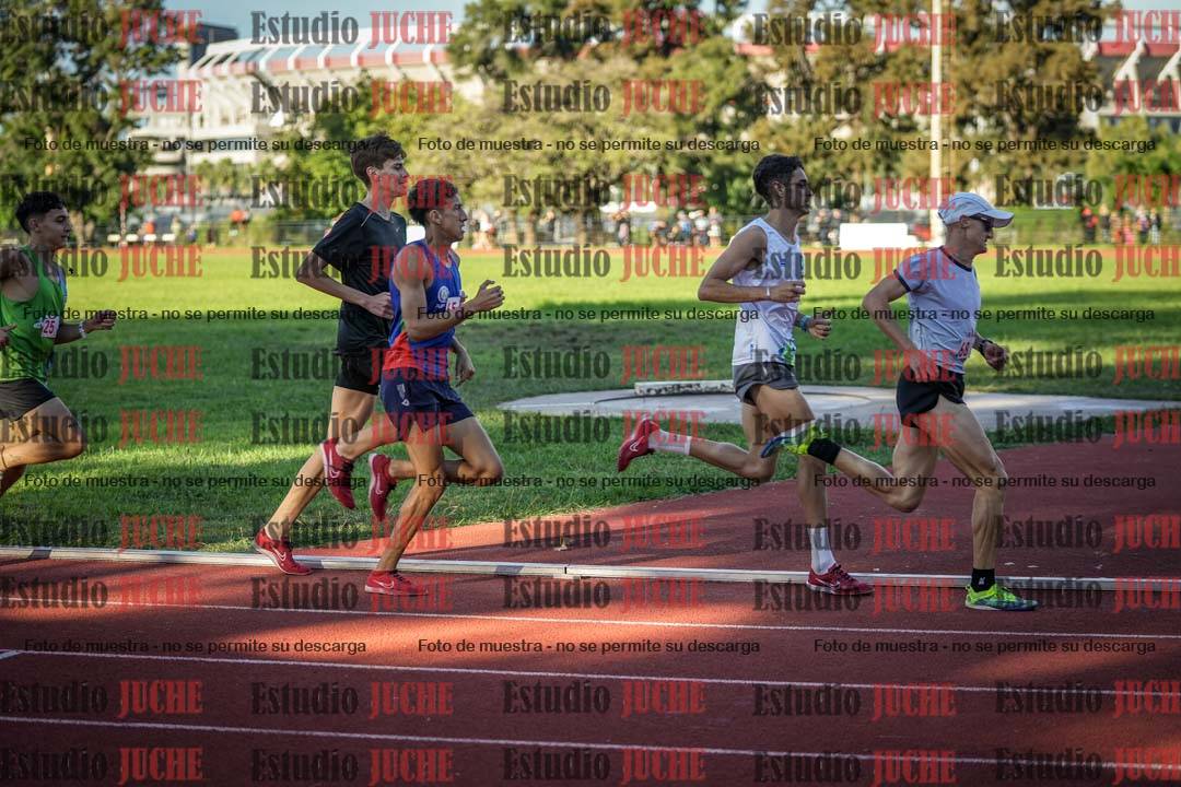 Fotos de los 1500 m llanos de varones
