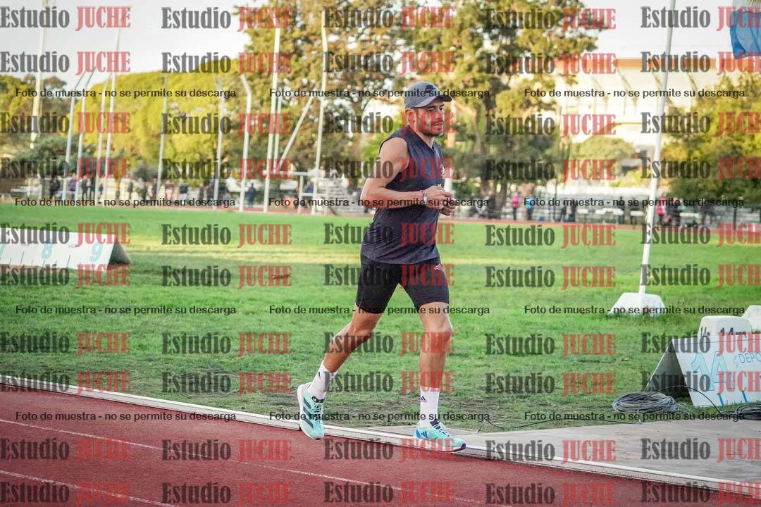 Fotos de los 3000 m llanos de varones