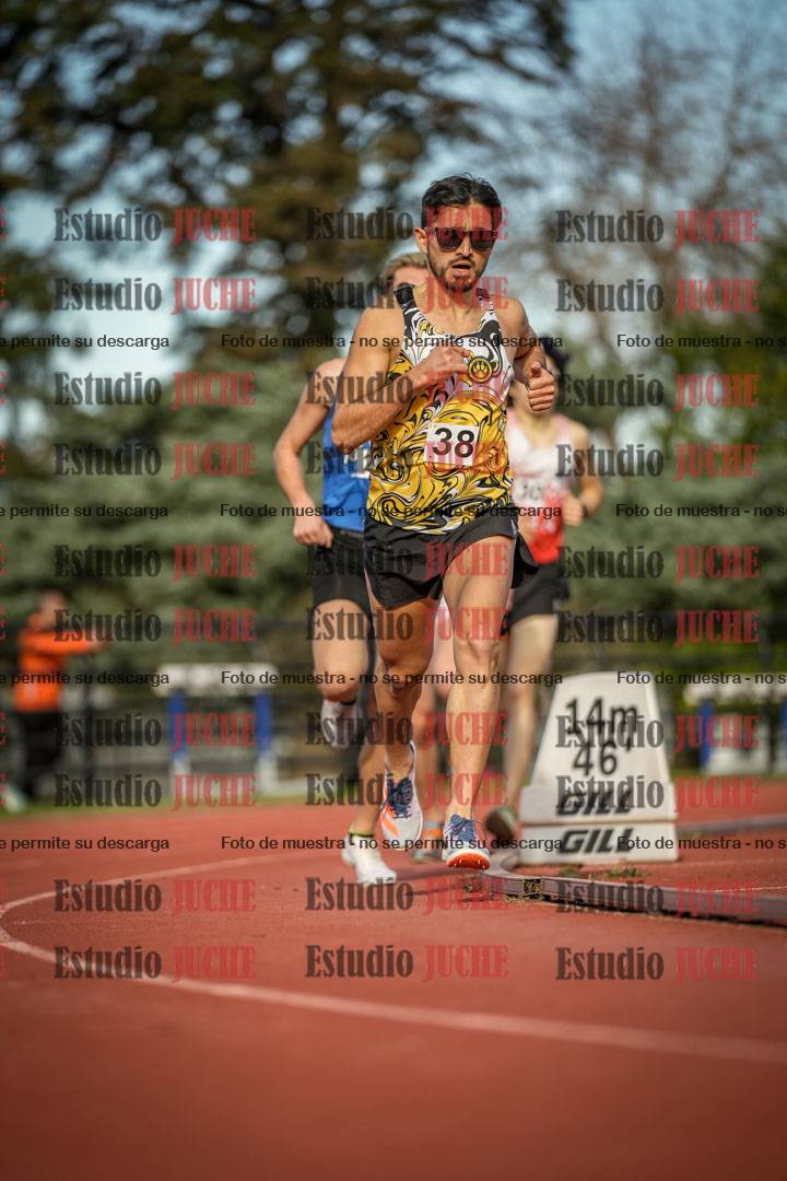 Fotos de los 3000 m llanos de varones