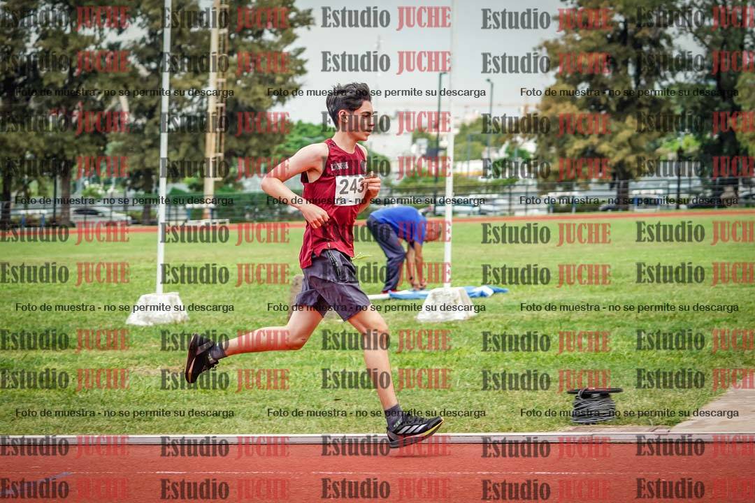 Fotos de los 2400 m de varones