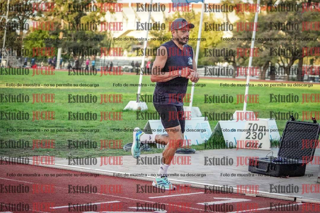 Fotos de los 3000 m llanos de varones