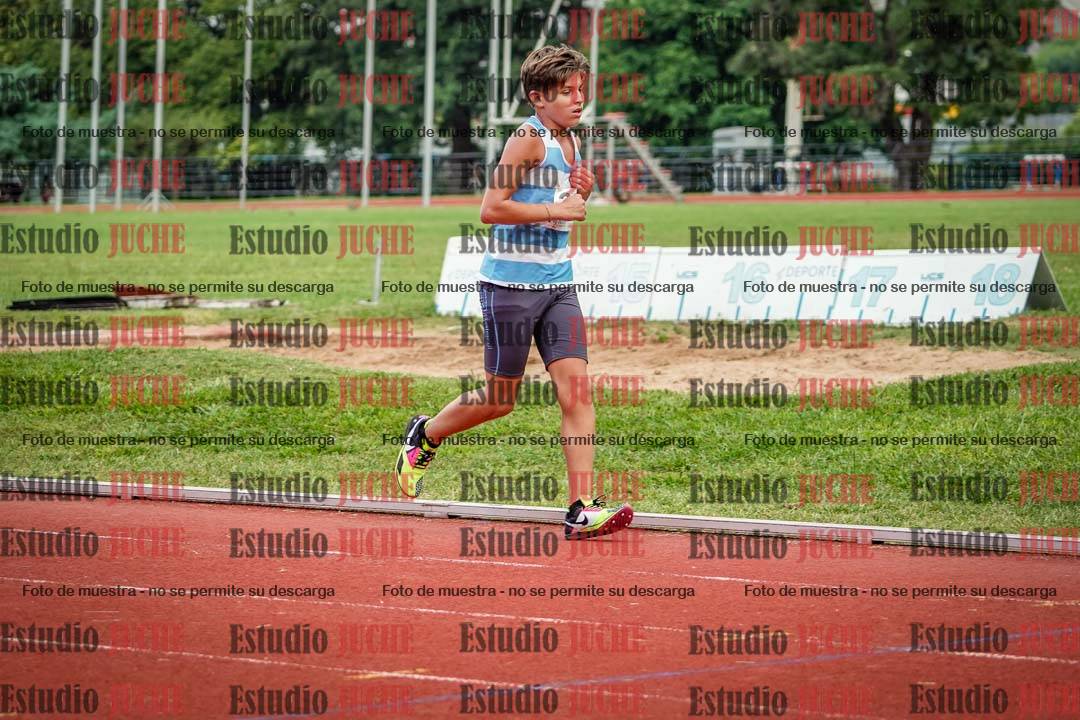 Fotos de los 2400 m de varones