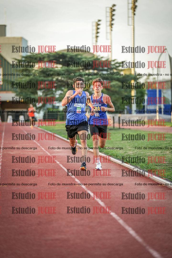 Fotos de los 3000 m llanos de varones