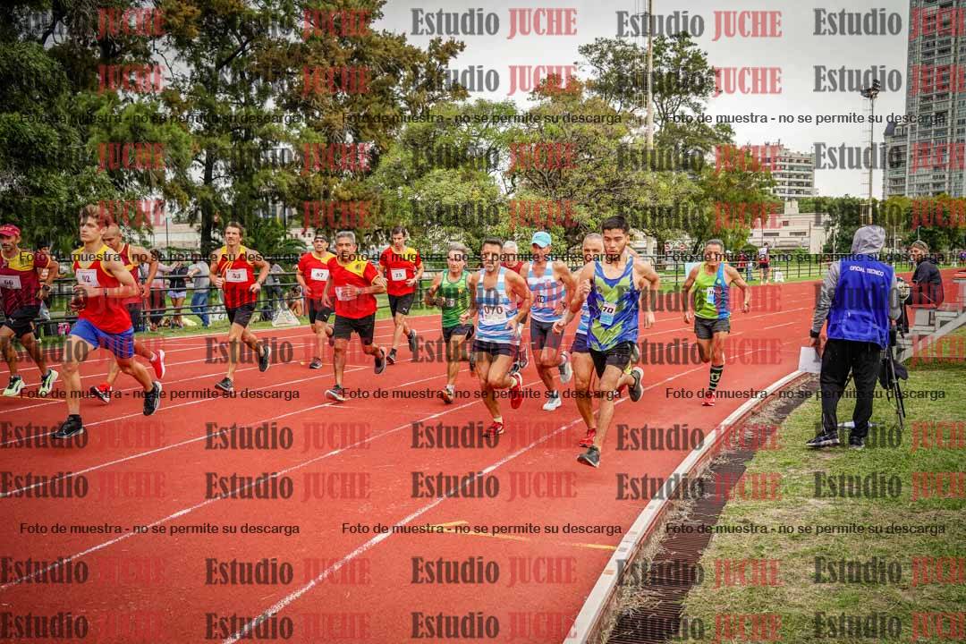 Fotos de los 3000 m llanos de varones