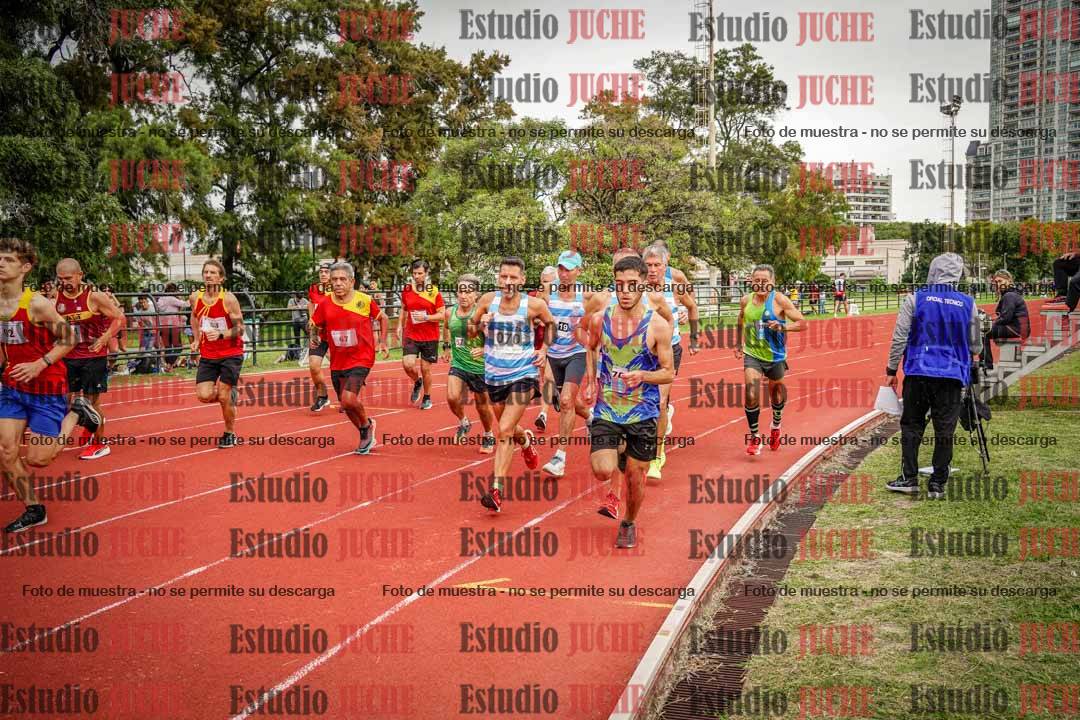 Fotos de los 3000 m llanos de varones