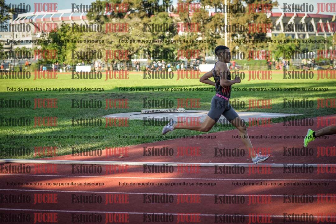 Fotos de los 1500 m llanos de varones