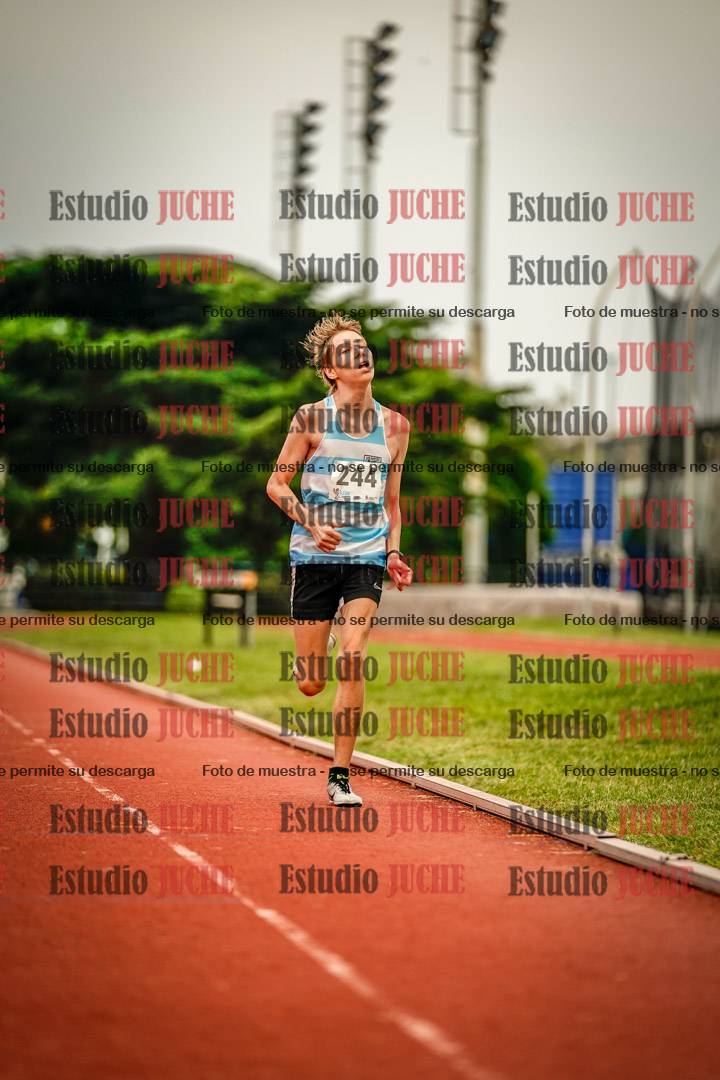 Fotos de los 2400 m de varones