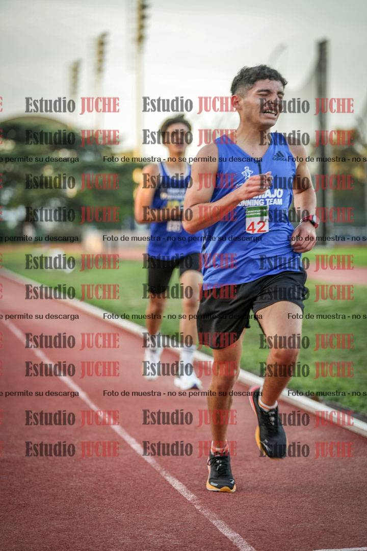 Fotos de los 3000 m llanos de varones