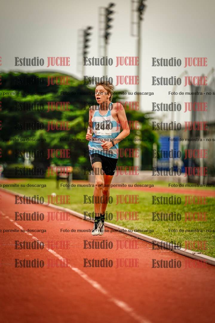 Fotos de los 2400 m de varones