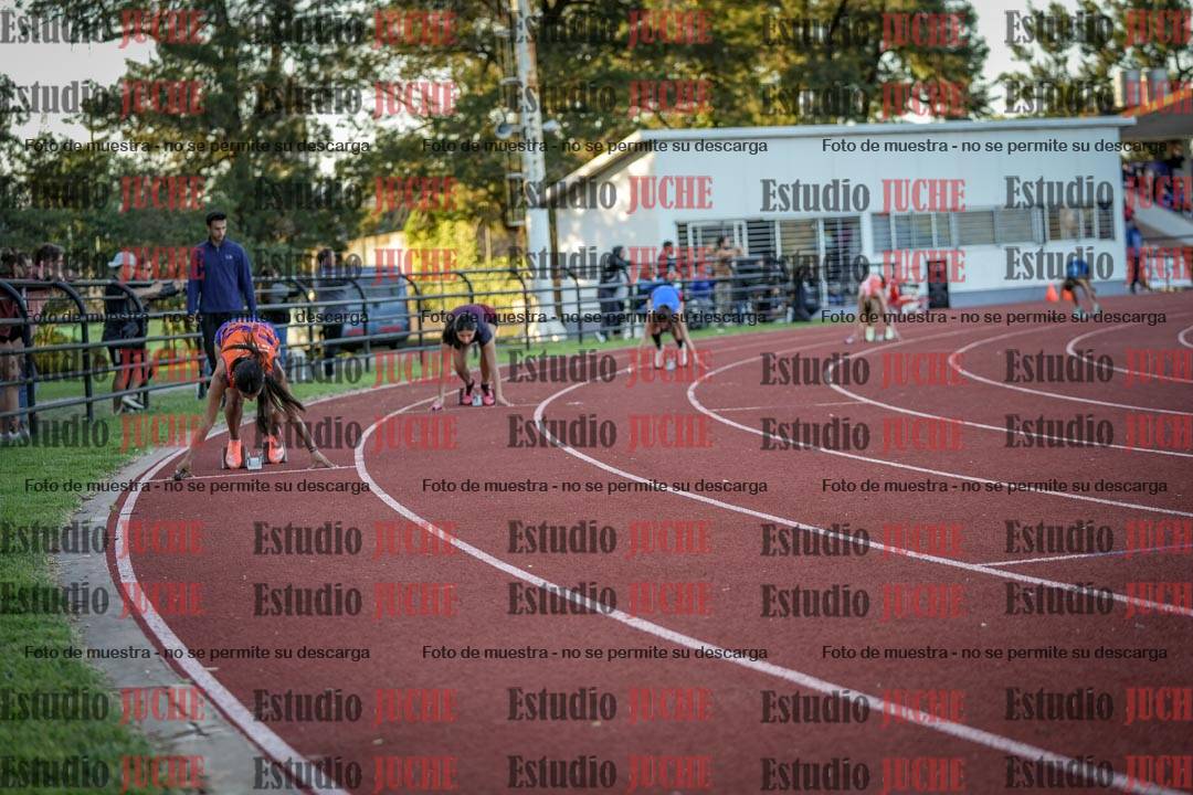 Fotos de las Postas 5x80 m de mujeres