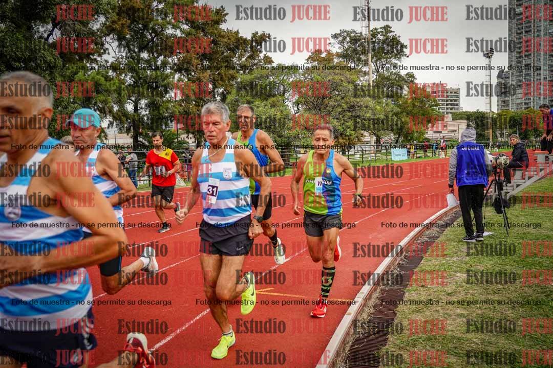 Fotos de los 3000 m llanos de varones
