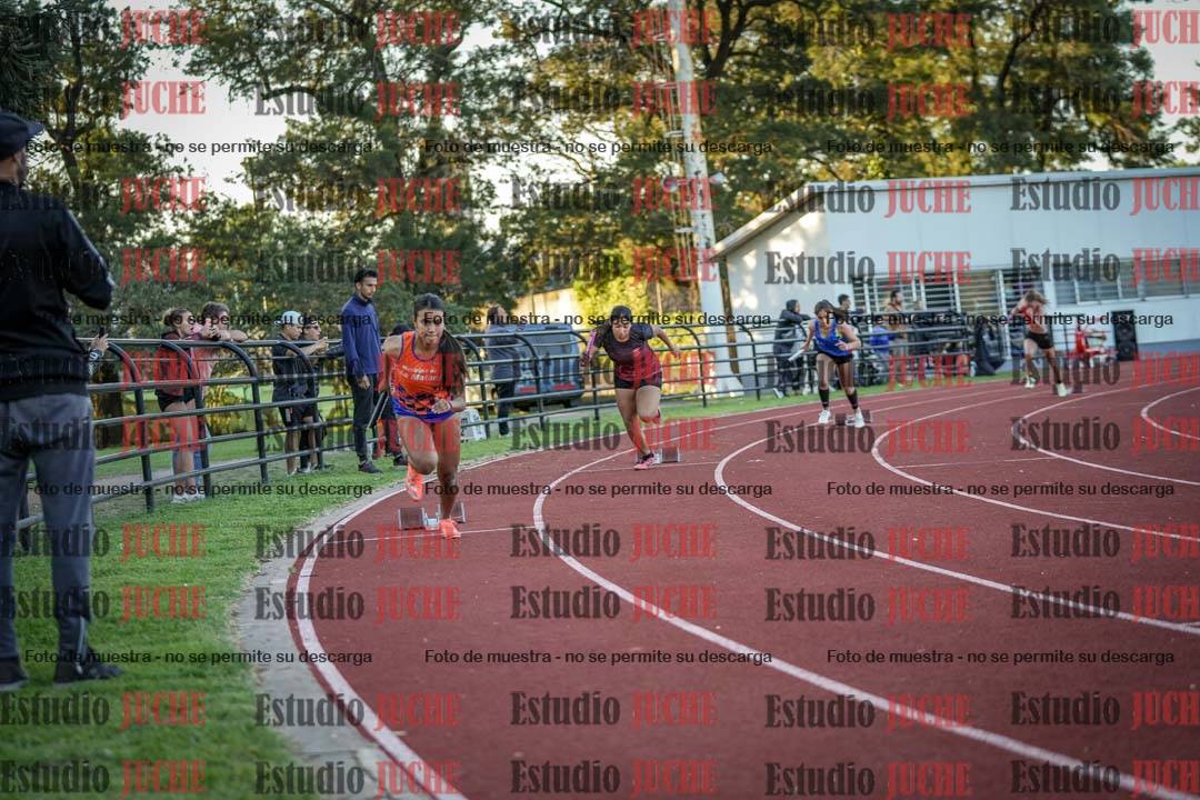 Fotos de las Postas 5x80 m de mujeres