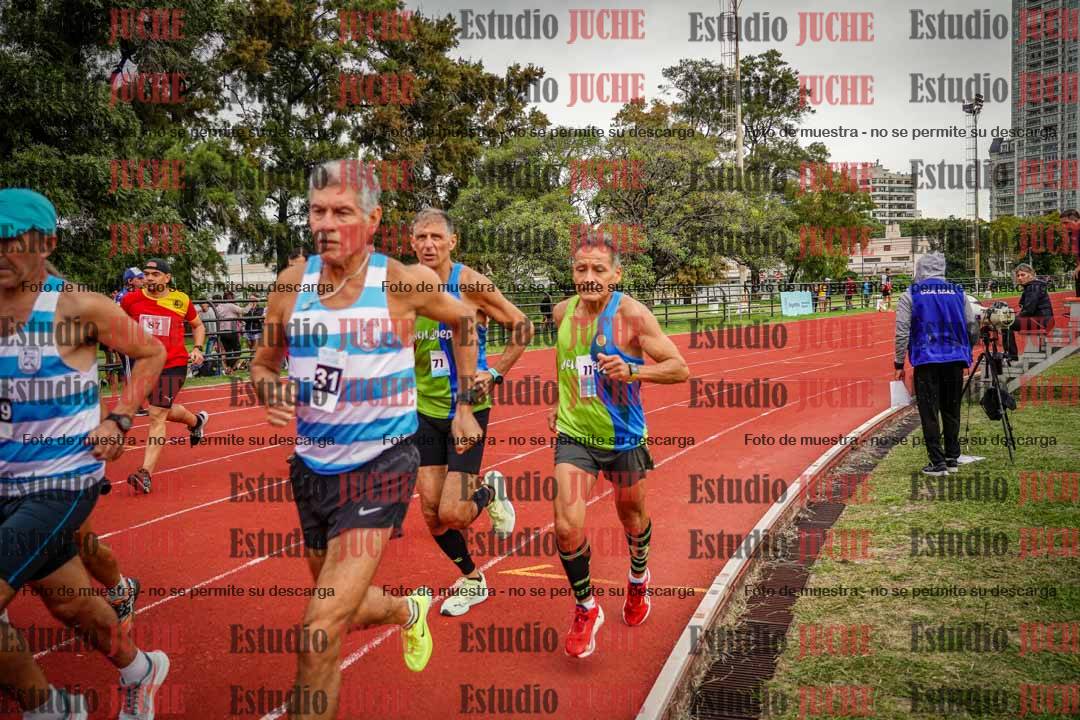 Fotos de los 3000 m llanos de varones