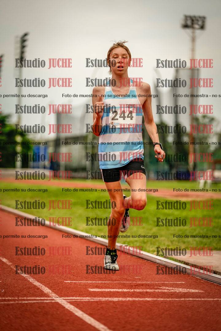 Fotos de los 2400 m de varones