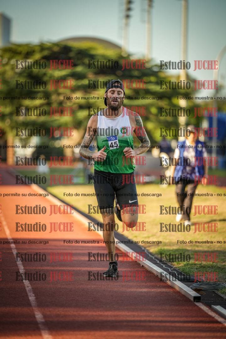 Fotos de los 3000 m llanos de varones