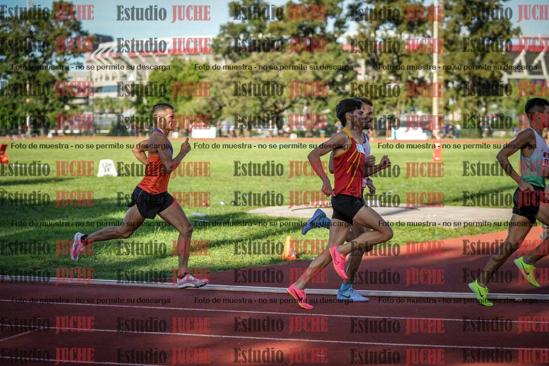 Fotos de los 1500 m llanos de varones