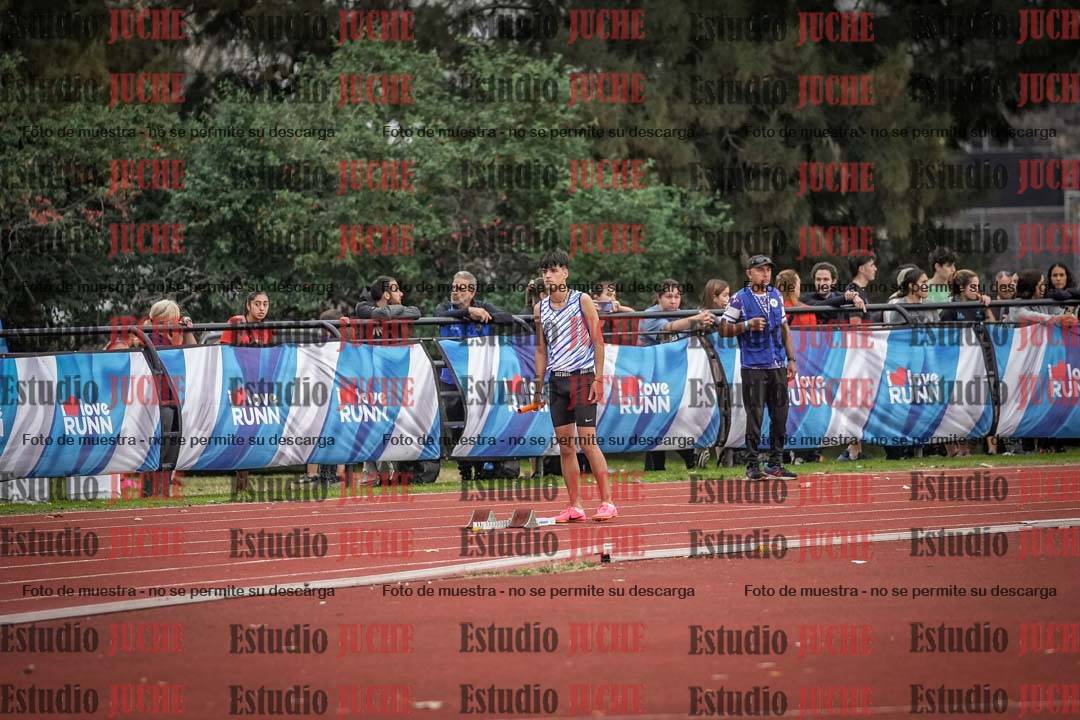 Fotos de las postas 4x400 m llanos de varones