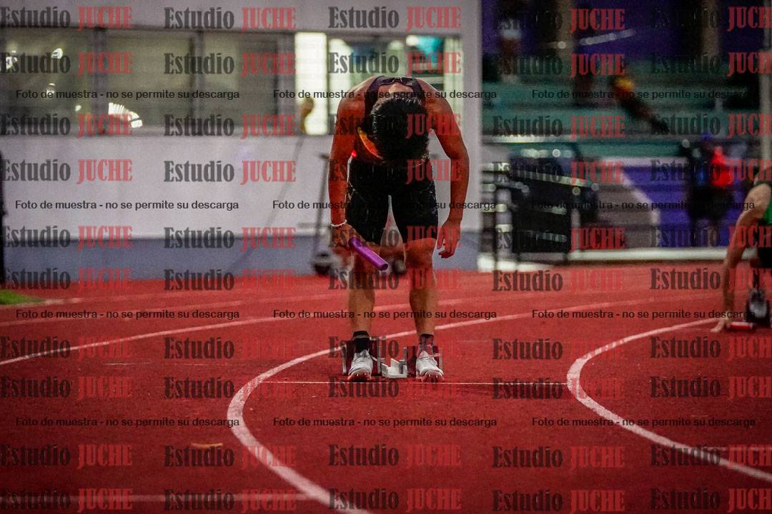 Fotos de las postas 4x100 m de varones