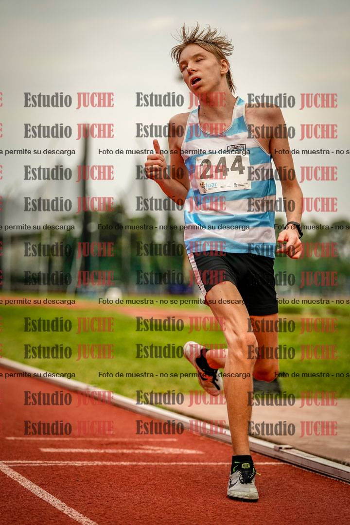 Fotos de los 2400 m de varones