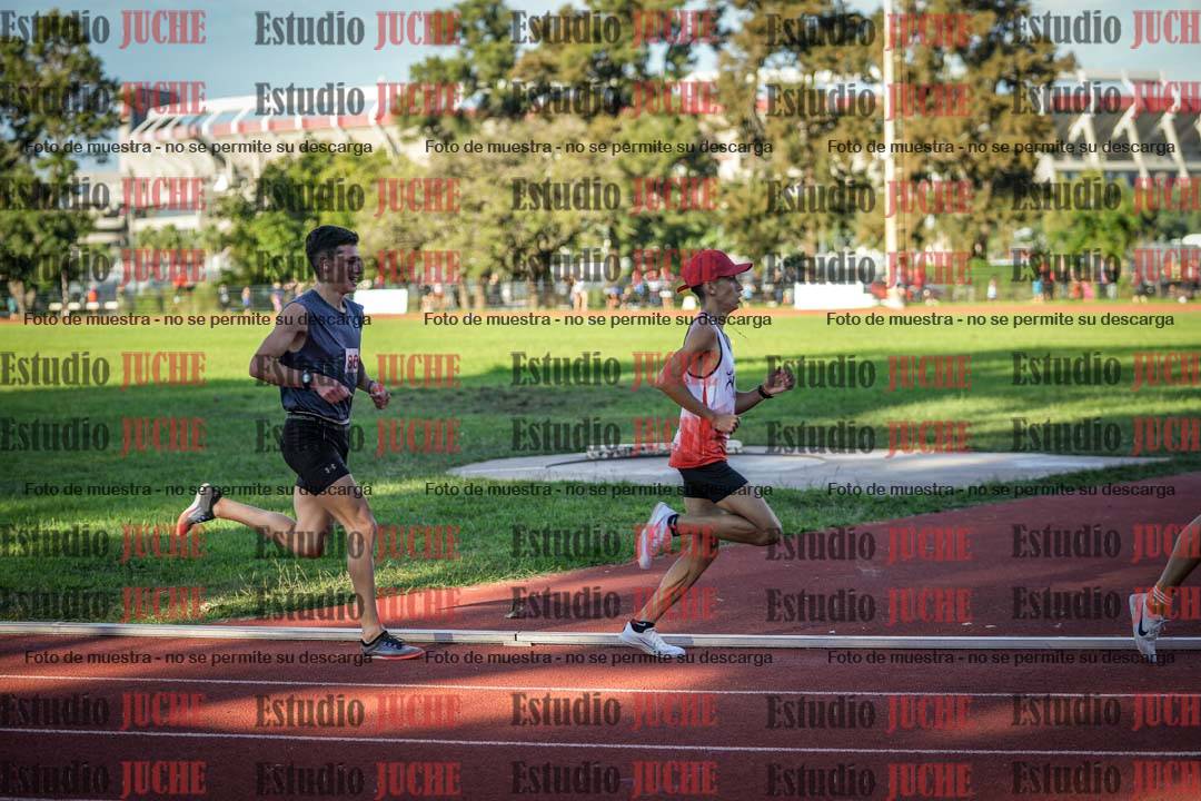 Fotos de los 1500 m llanos de varones