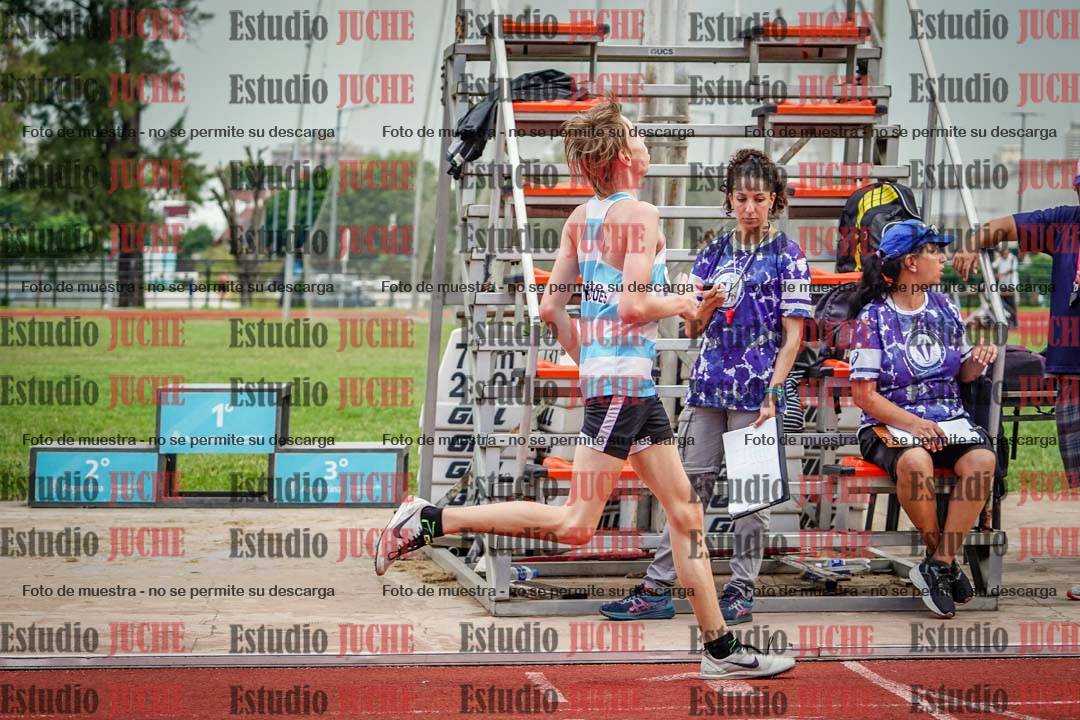Fotos de los 2400 m de varones