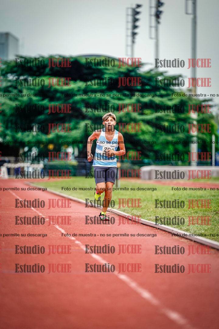 Fotos de los 2400 m de varones