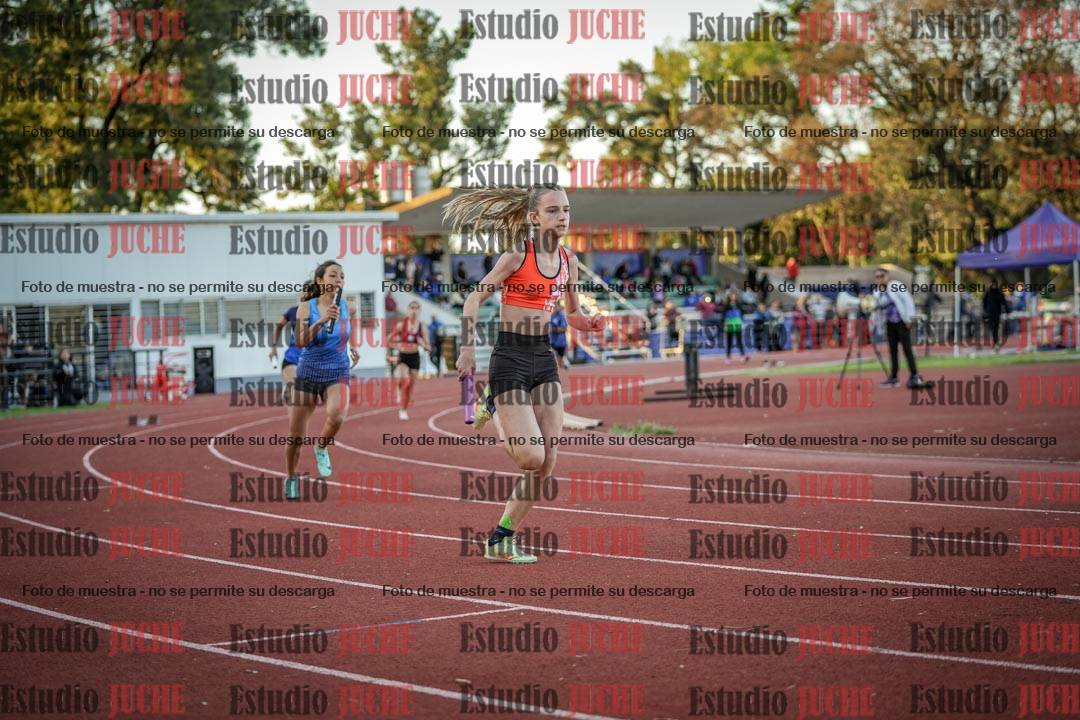Fotos de las Postas 5x80 m de mujeres