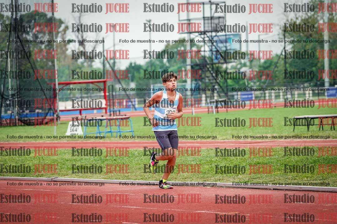 Fotos de los 2400 m de varones