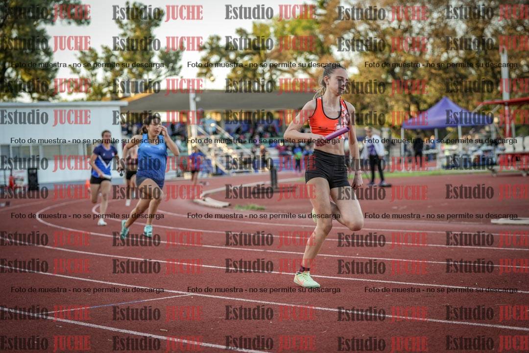 Fotos de las Postas 5x80 m de mujeres