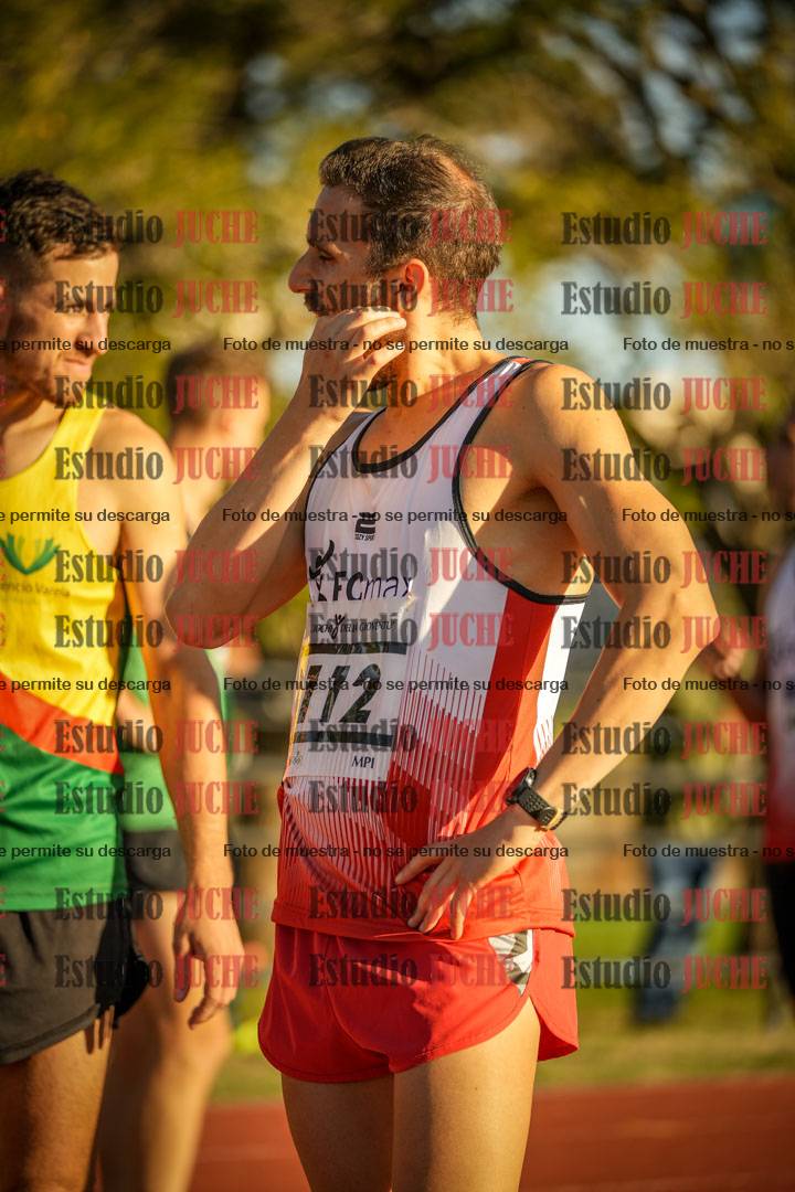 Fotos de los 3000 m llanos de varones
