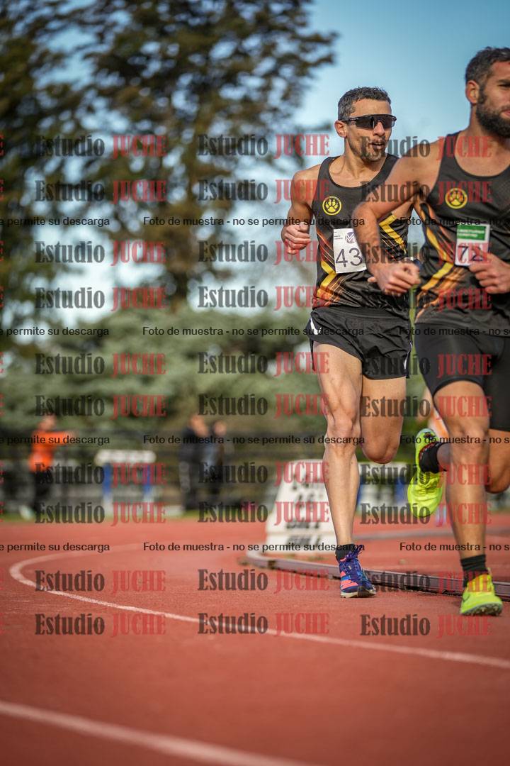 Fotos de los 3000 m llanos de varones