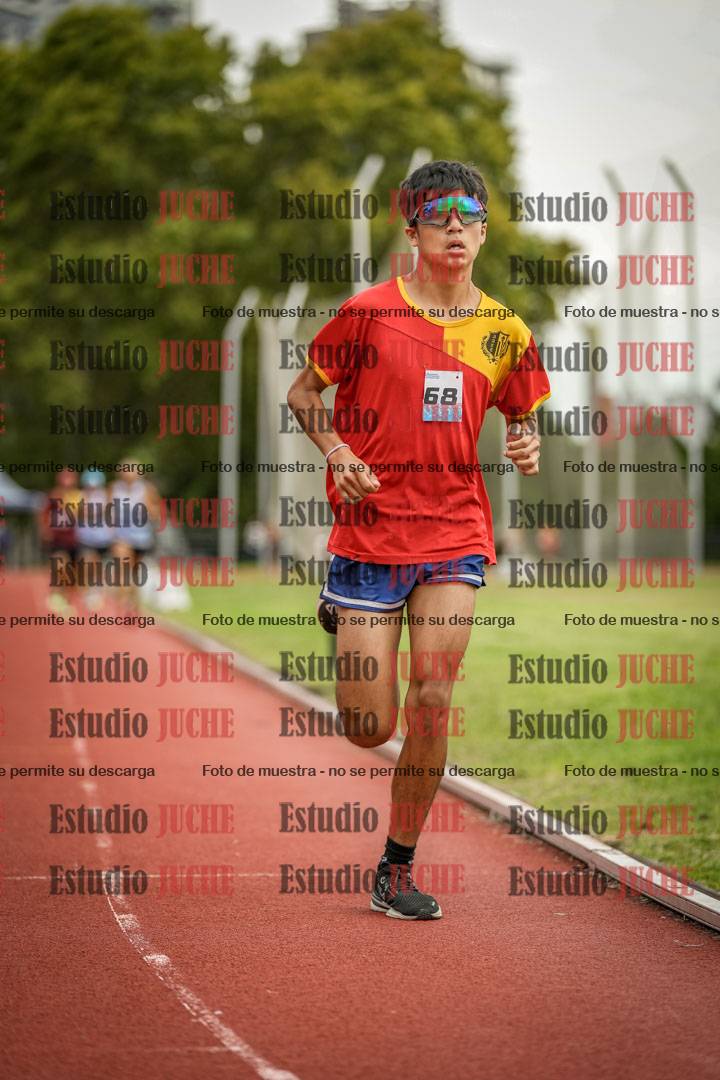 Fotos de los 3000 m llanos de varones