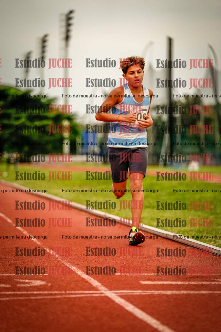 Fotos de los 2400 m de varones
