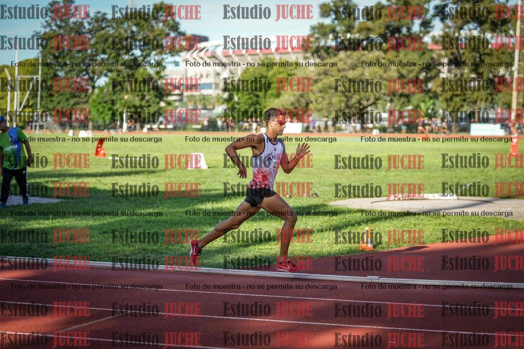 Fotos de los 1500 m llanos de varones