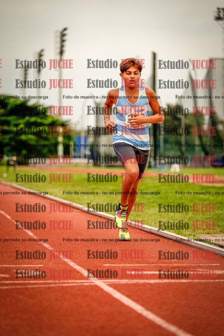 Fotos de los 2400 m de varones