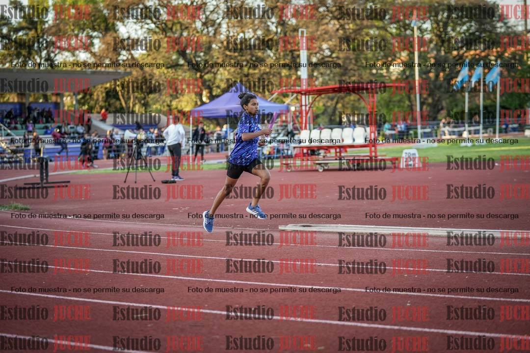 Fotos de las Postas 5x80 m de mujeres
