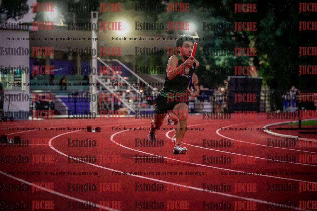 Fotos de las postas 4x100 m de varones
