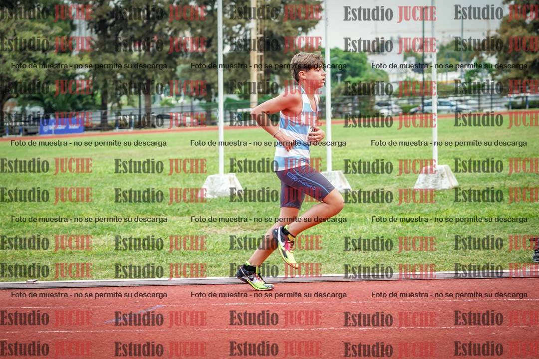 Fotos de los 2400 m de varones