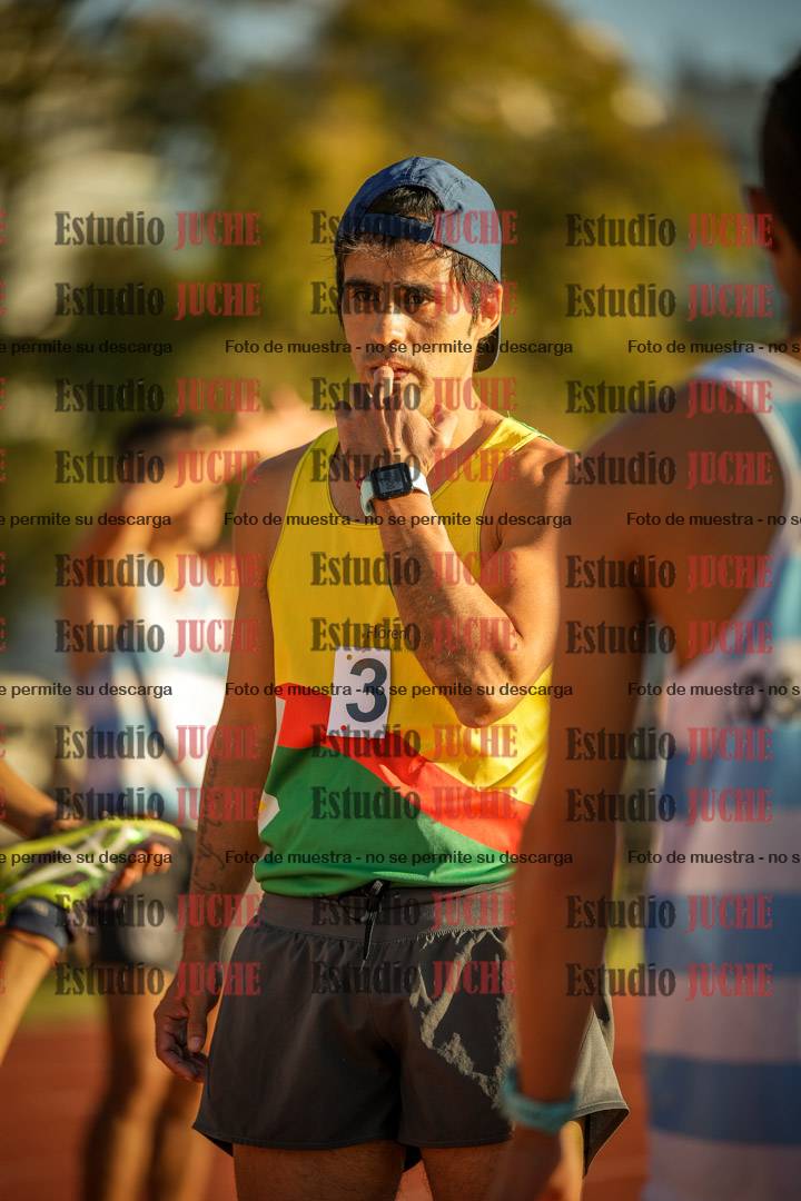Fotos de los 3000 m llanos de varones