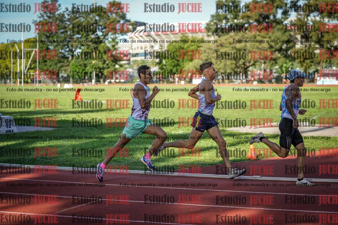Fotos de los 1500 m llanos de varones