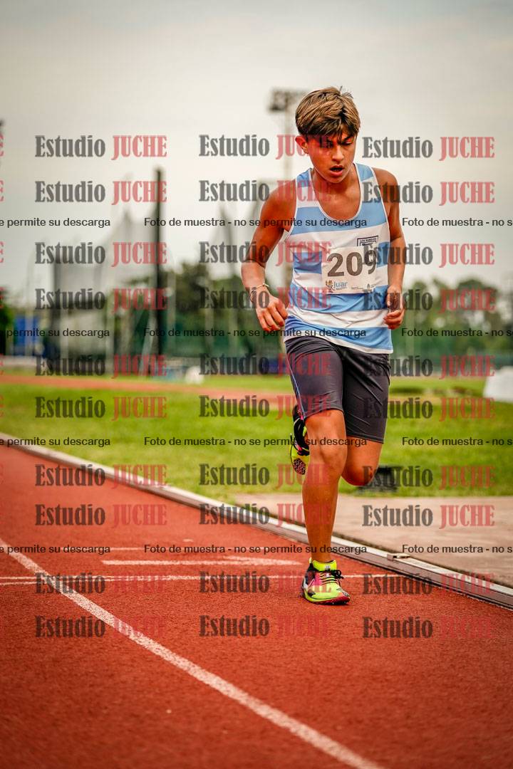 Fotos de los 2400 m de varones