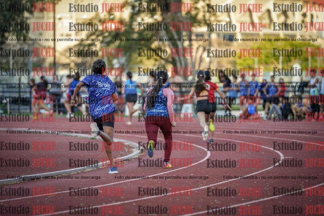 Fotos de las Postas 5x80 m de mujeres
