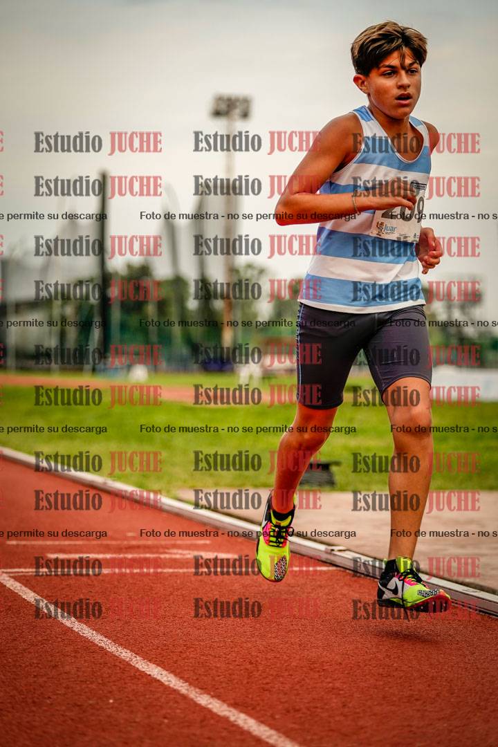 Fotos de los 2400 m de varones